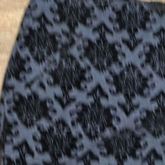Chico’s flocked ponte pants pull on ankle 1.5 sz 10 new slimming tummy control - Picture 3 of 9
